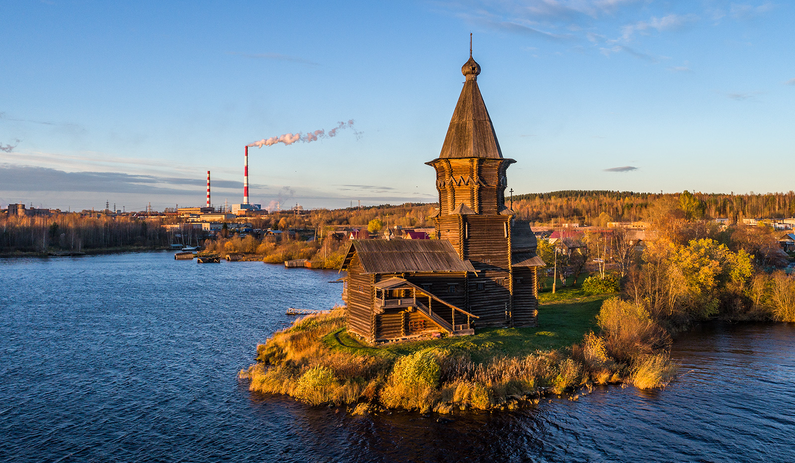 Карелия города. Церковь Кондопога Карелия. Церковь Успения Пресвятой Богородицы Карелия. Успенская Церковь Кондопога. Успенская Церковь в городе Кондопога.