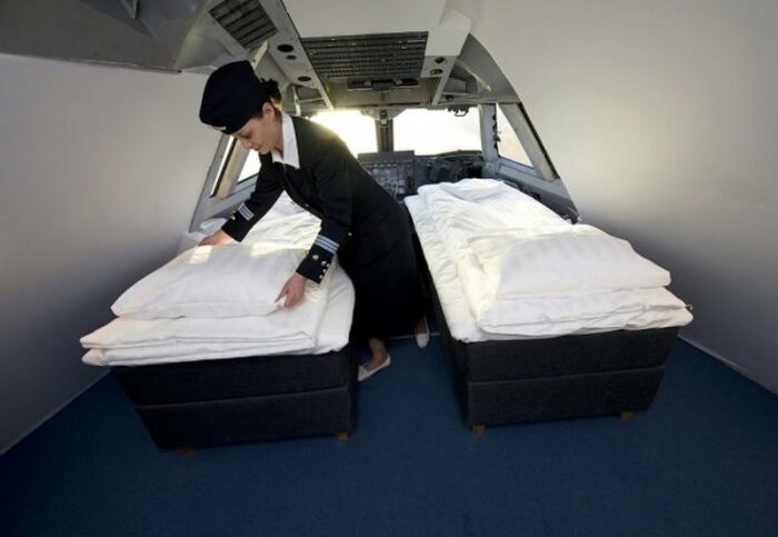 Тайные спальни стюардесс: где они находятся в самолете1