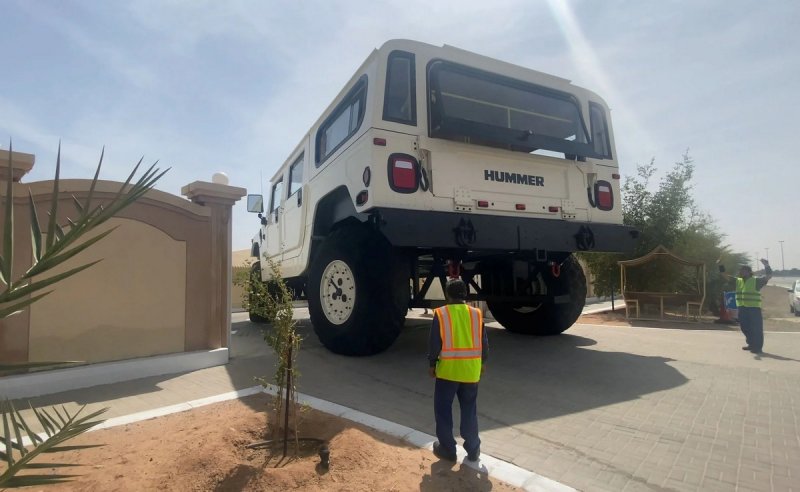 Арабский шейх построил самый большой в мире Hummer5