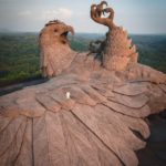 Самая большая в мире скульптура птицы (7 фото)