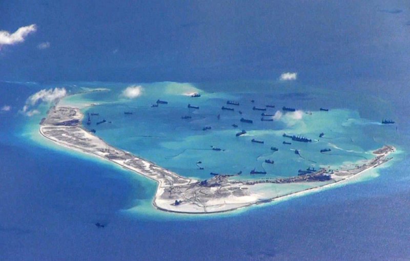 Зачем Китай активно строит искусственные острова?5