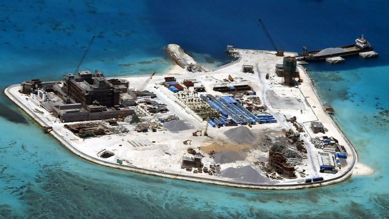 Зачем Китай активно строит искусственные острова?7