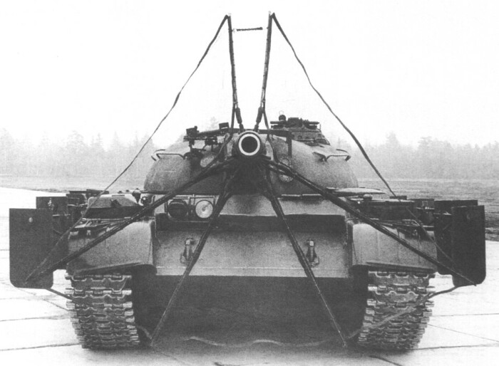 Зачем надевали на пушку советского танка Т-62 загадочный «зонтик»1