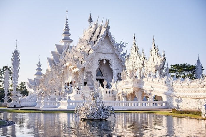 «Белый храм» Таиланда, который выглядит как божественный подарок с небес3