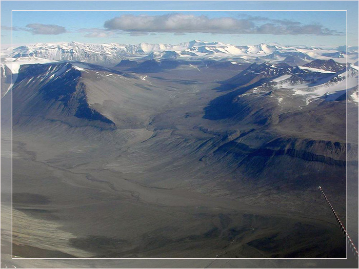 Как выглядят оазисы Антарктиды - островки «тропиков» в стране вечных льдов1