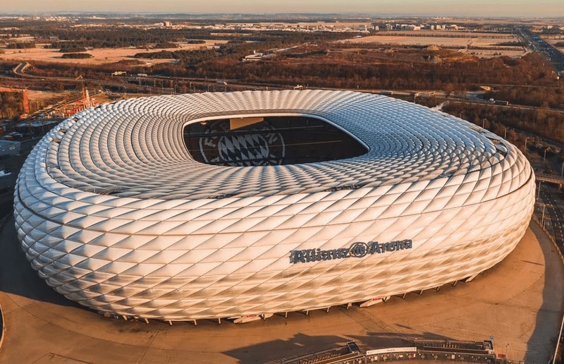 10 красивых стадионов мира по футболу4