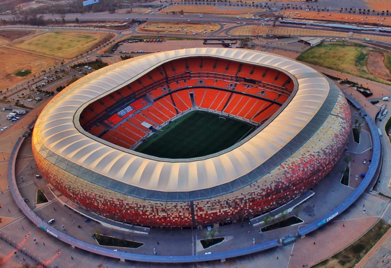 10 красивых стадионов мира по футболу6