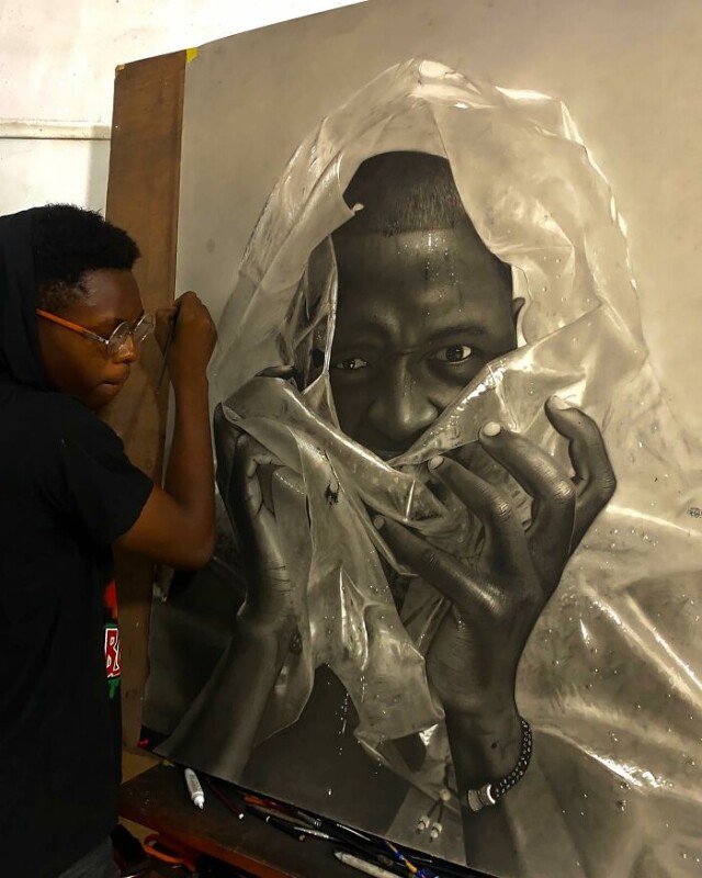 Реалистичные угольные портреты нигерийского художника (18 фото)12