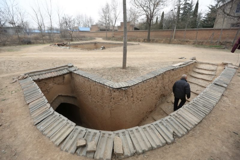 «Дети подземелья» из Китая, или Как сэкономить на стенах8