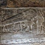 pochemu-v-grobnice-drevnego-egipta-izobrazhena-elektricheskaja-lampochka-985752d