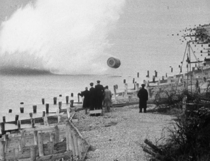 Операция «Порка»: как британцы бомбили дамбы Третьего рейха «прыгающими» бомбами1