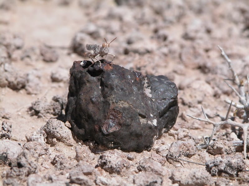 Как распознать метеорит — 5 верных признаков5