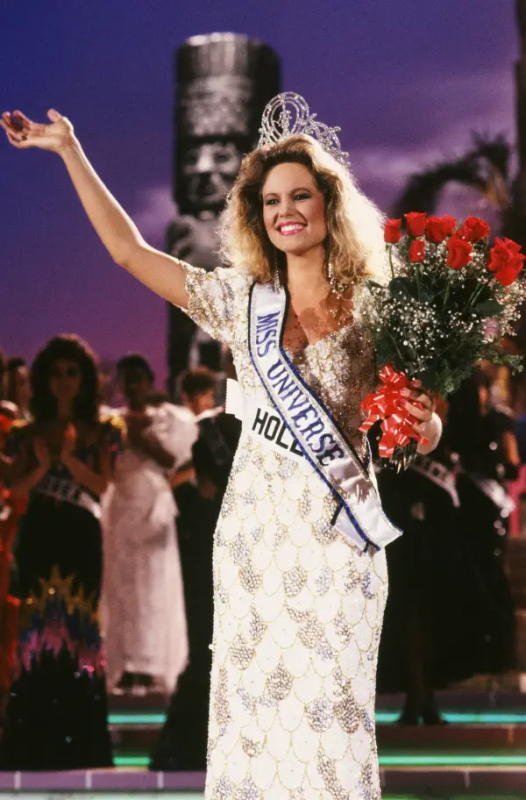 Каждый год в мире выбирают «Мисс Вселенную» — вот 71 победитель с 1952 года37