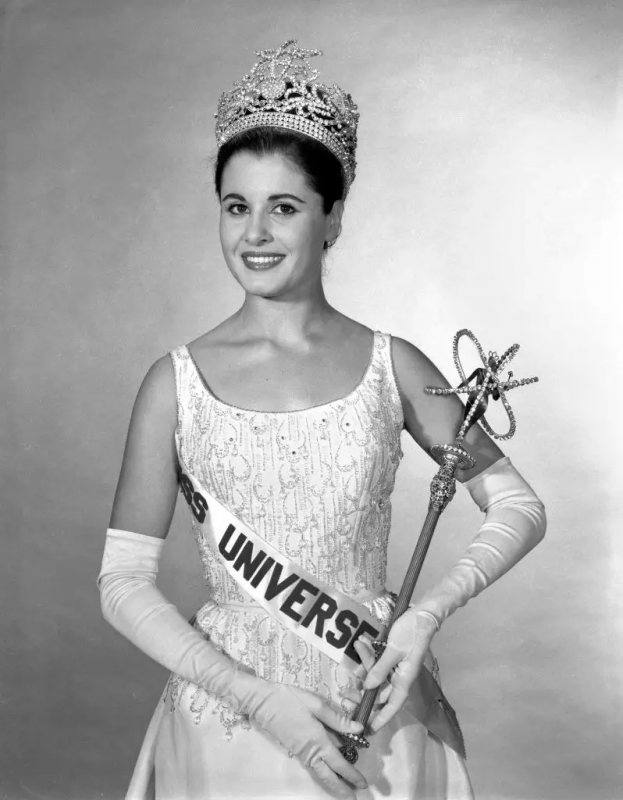 Каждый год в мире выбирают «Мисс Вселенную» — вот 71 победитель с 1952 года10