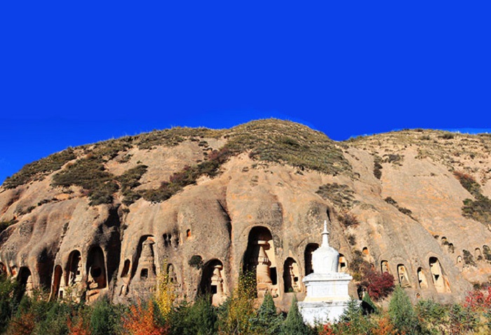 «Храм Лошадиного копыта»: тайны и легенды скальной святыни буддистов3